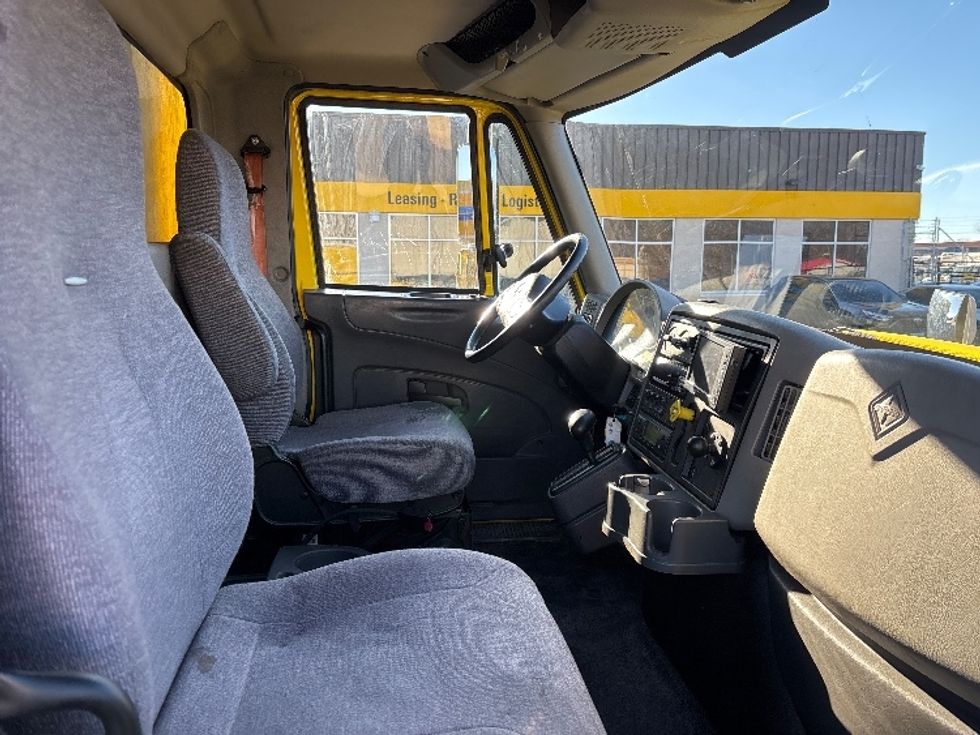 Refrigerated Truck-Light and Medium Duty Trucks-International-2016-4300-Chicopee-MA-191,898\n\t\tmiles-$ 16,000 - Image 22