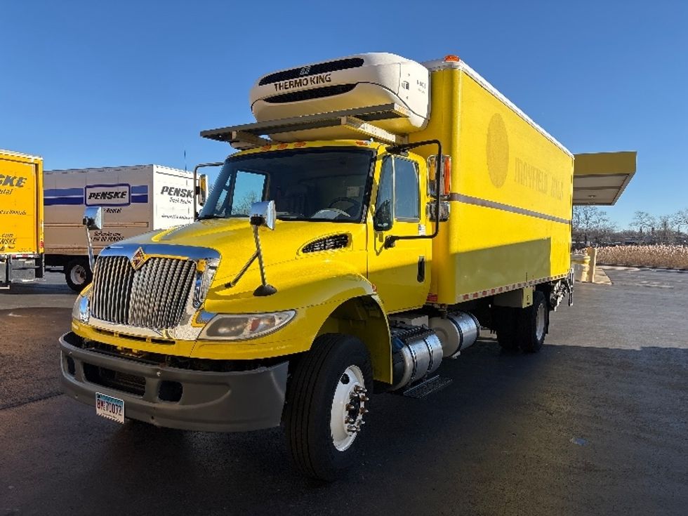 Refrigerated Truck-Light and Medium Duty Trucks-International-2016-4300-Chicopee-MA-191,898\n\t\tmiles-$ 16,000 - Image 3