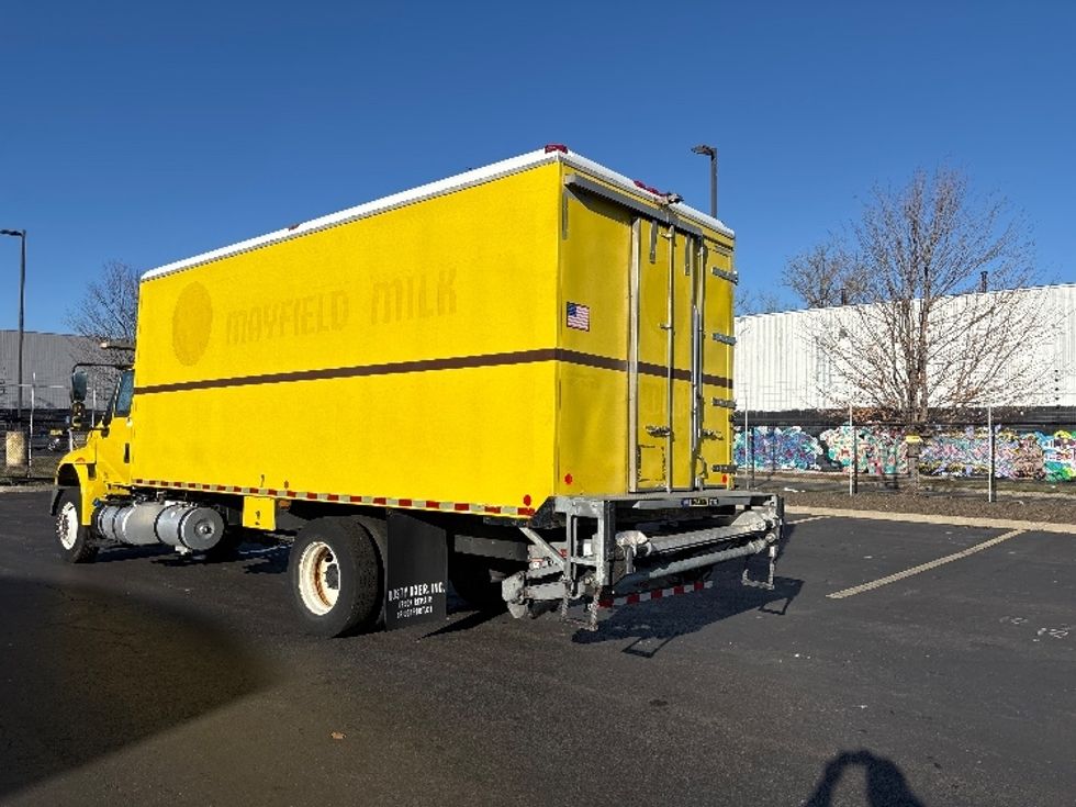 Refrigerated Truck-Light and Medium Duty Trucks-International-2016-4300-Chicopee-MA-191,898\n\t\tmiles-$ 16,000 - Image 6