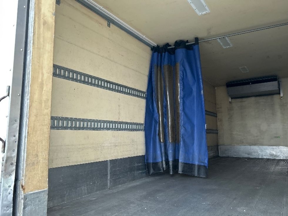 Refrigerated Truck-Light and Medium Duty Trucks-International-2016-4300-Chicopee-MA-282,856\n\t\tmiles-$ 12,000 - Image 11