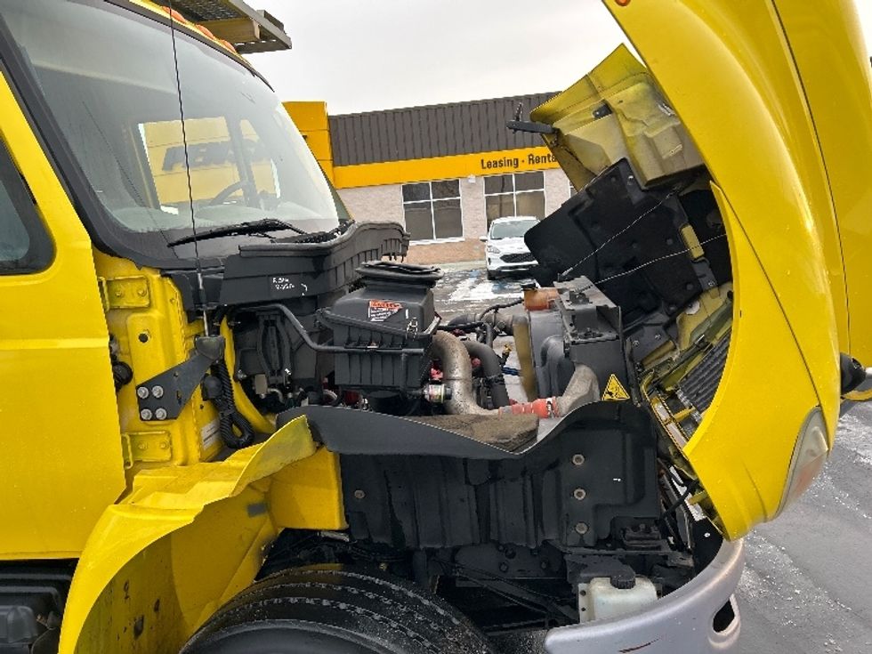 Refrigerated Truck-Light and Medium Duty Trucks-International-2016-4300-Chicopee-MA-282,856\n\t\tmiles-$ 12,000 - Image 23