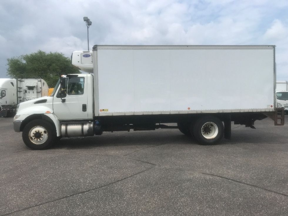 Refrigerated Truck-Light and Medium Duty Trucks-International-2016-4300-Roseville-MN-264,997\n\t\tmiles-$ 31,750 - Image 4