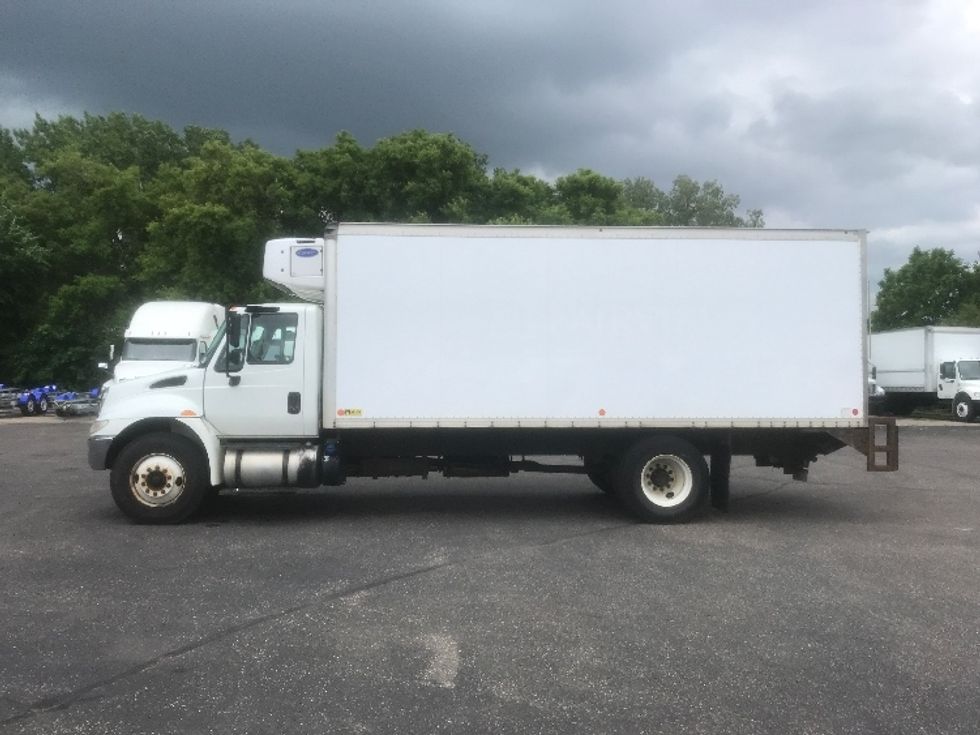 Refrigerated Truck-Light and Medium Duty Trucks-International-2016-4300-Roseville-MN-275,587\n\t\tmiles-$ 30,500 - Image 4