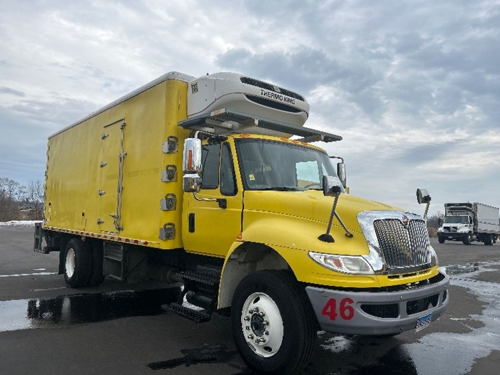 Refrigerated Truck-Light and Medium Duty Trucks-International-2017-4300-Chicopee-MA-220,490\n\t\tmiles-$ 31,000 - Image 1