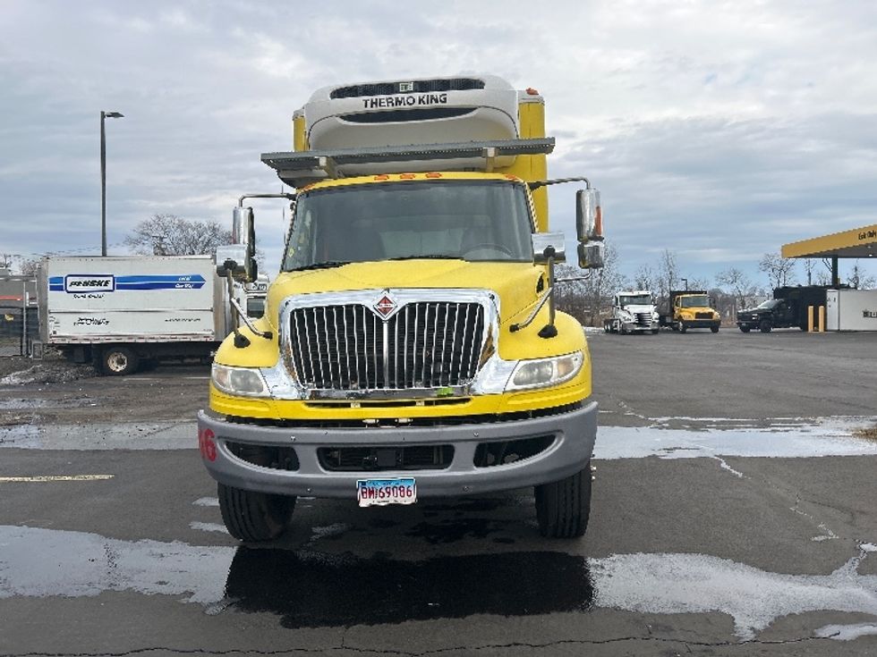 Refrigerated Truck-Light and Medium Duty Trucks-International-2017-4300-Chicopee-MA-220,490\n\t\tmiles-$ 31,000 - Image 2