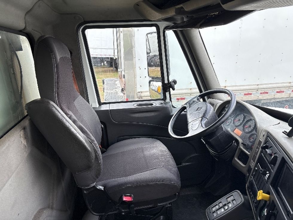 Refrigerated Truck-Light and Medium Duty Trucks-International-2017-4300-Montgomery-NY-366,197\n\t\tmiles-$ 17,750 - Image 20