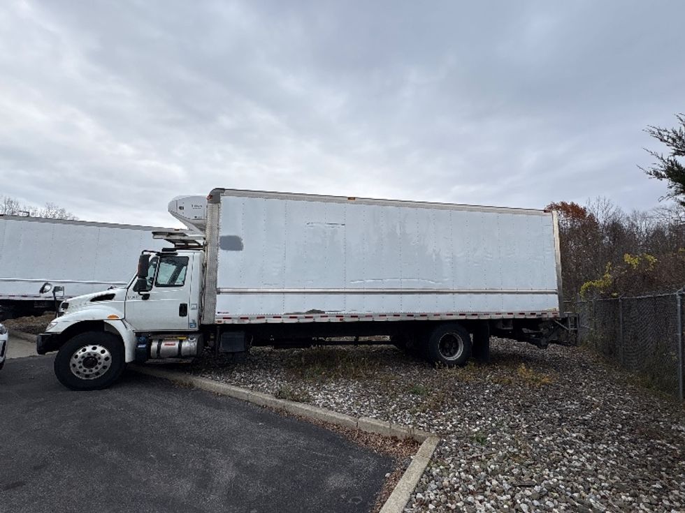 Refrigerated Truck-Light and Medium Duty Trucks-International-2017-4300-Montgomery-NY-366,197\n\t\tmiles-$ 17,750 - Image 4