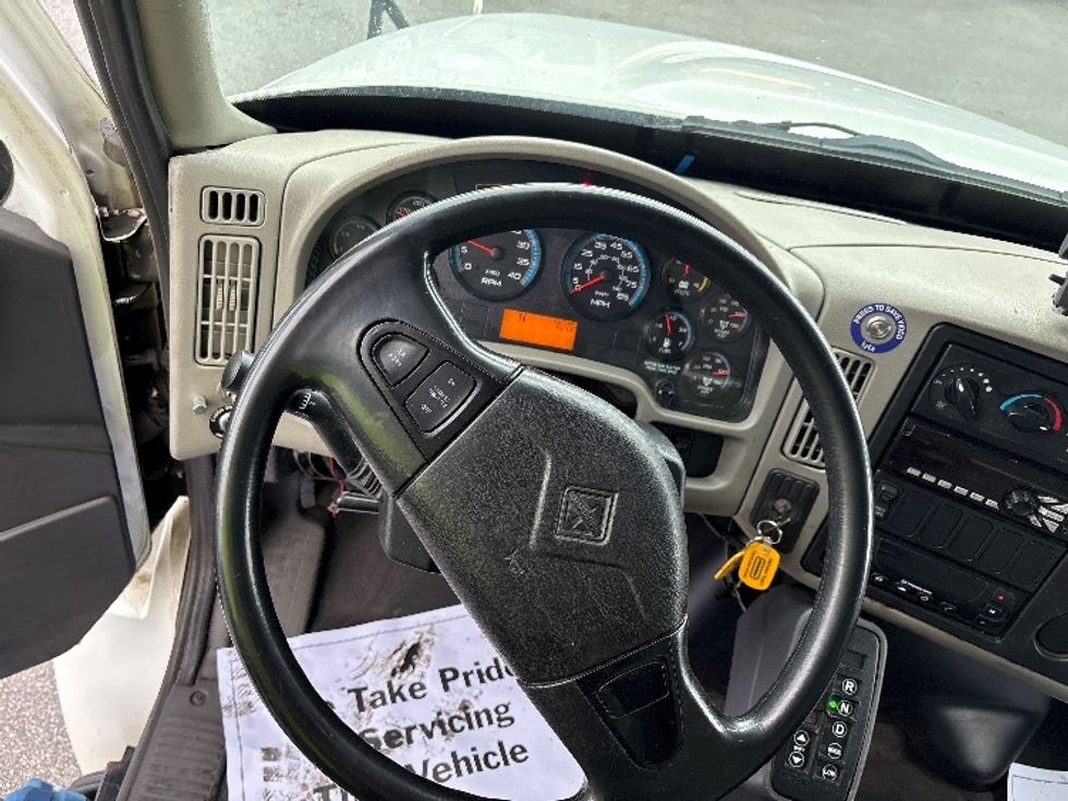 Refrigerated Truck-Light and Medium Duty Trucks-International-2017-4300-Montgomery-NY-401,348\n\t\tmiles-$ 17,750 - Image 18