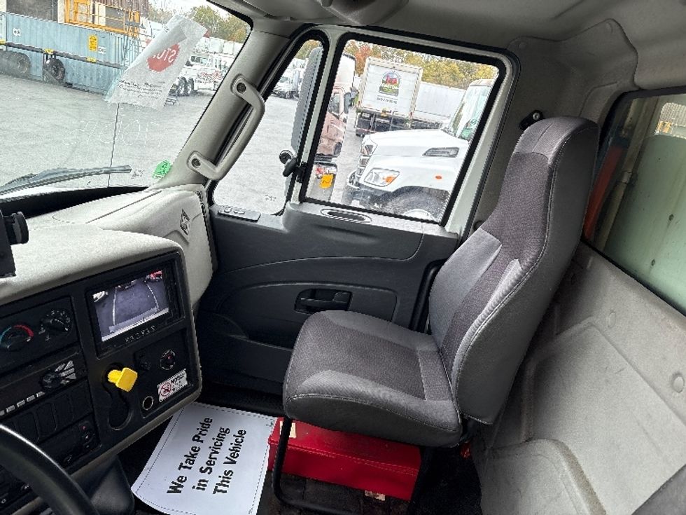 Refrigerated Truck-Light and Medium Duty Trucks-International-2017-4300-Montgomery-NY-401,348\n\t\tmiles-$ 17,750 - Image 19