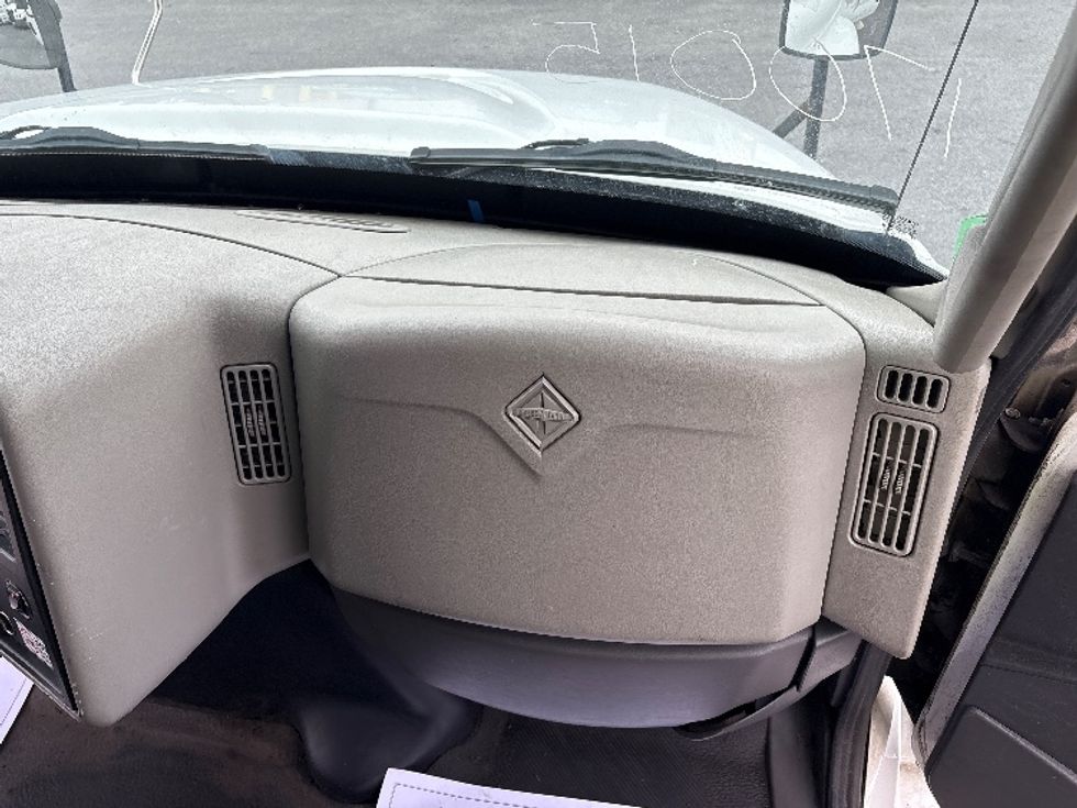 Refrigerated Truck-Light and Medium Duty Trucks-International-2017-4300-Montgomery-NY-401,348\n\t\tmiles-$ 17,750 - Image 21