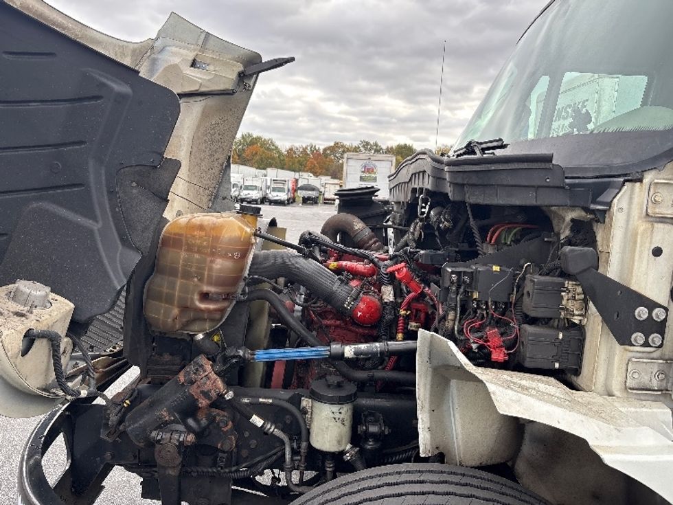 Refrigerated Truck-Light and Medium Duty Trucks-International-2017-4300-Montgomery-NY-401,348\n\t\tmiles-$ 17,750 - Image 24