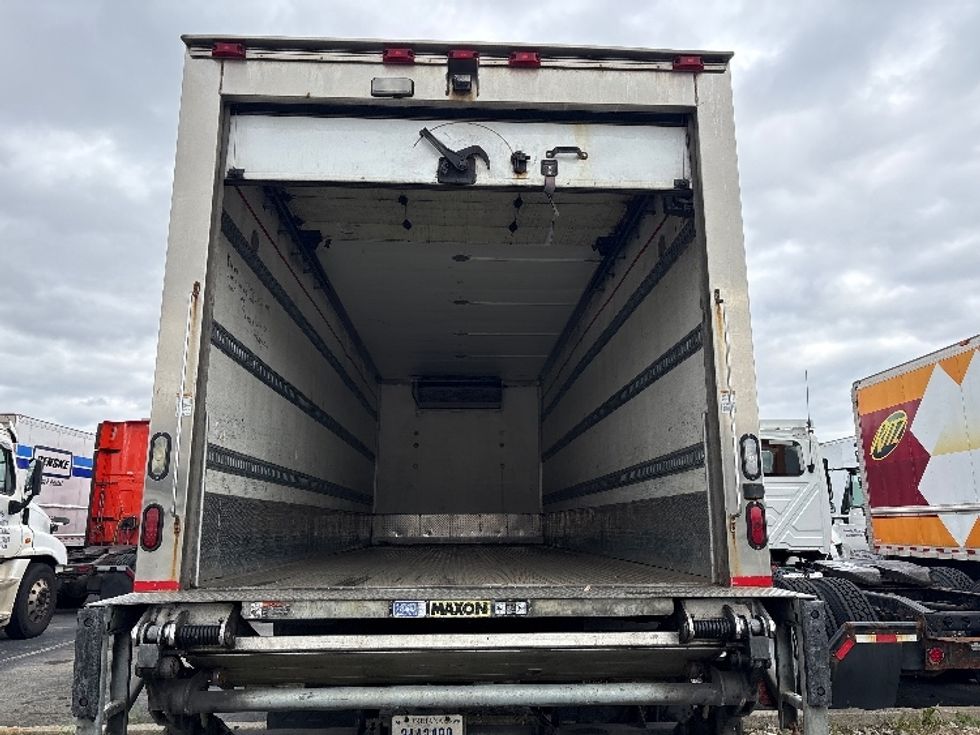 Refrigerated Truck-Light and Medium Duty Trucks-International-2017-4300-Montgomery-NY-401,348\n\t\tmiles-$ 17,750 - Image 8