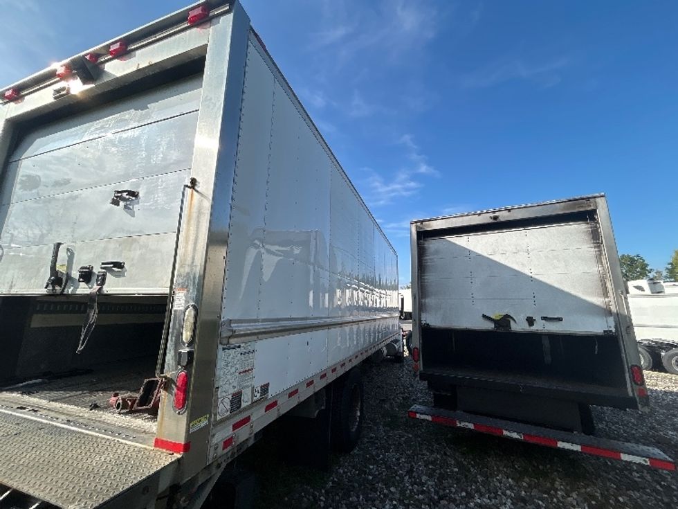 Refrigerated Truck-Light and Medium Duty Trucks-International-2017-4300-Montgomery-NY-707,872\n\t\tmiles-$ 9,000 - Image 15
