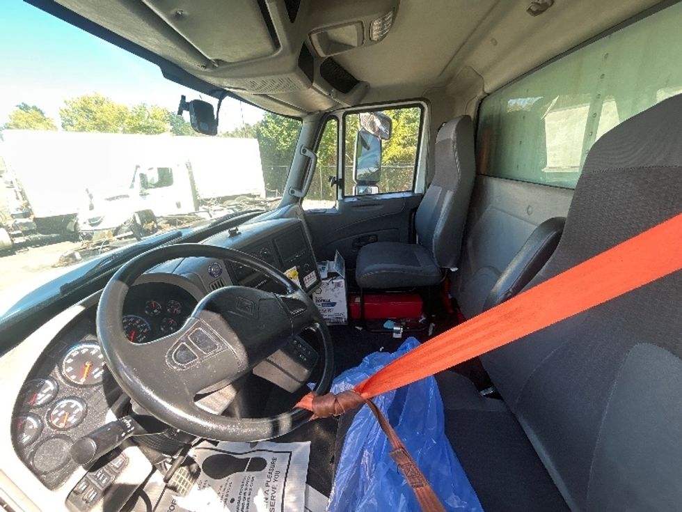 Refrigerated Truck-Light and Medium Duty Trucks-International-2017-4300-Montgomery-NY-707,872\n\t\tmiles-$ 9,000 - Image 17