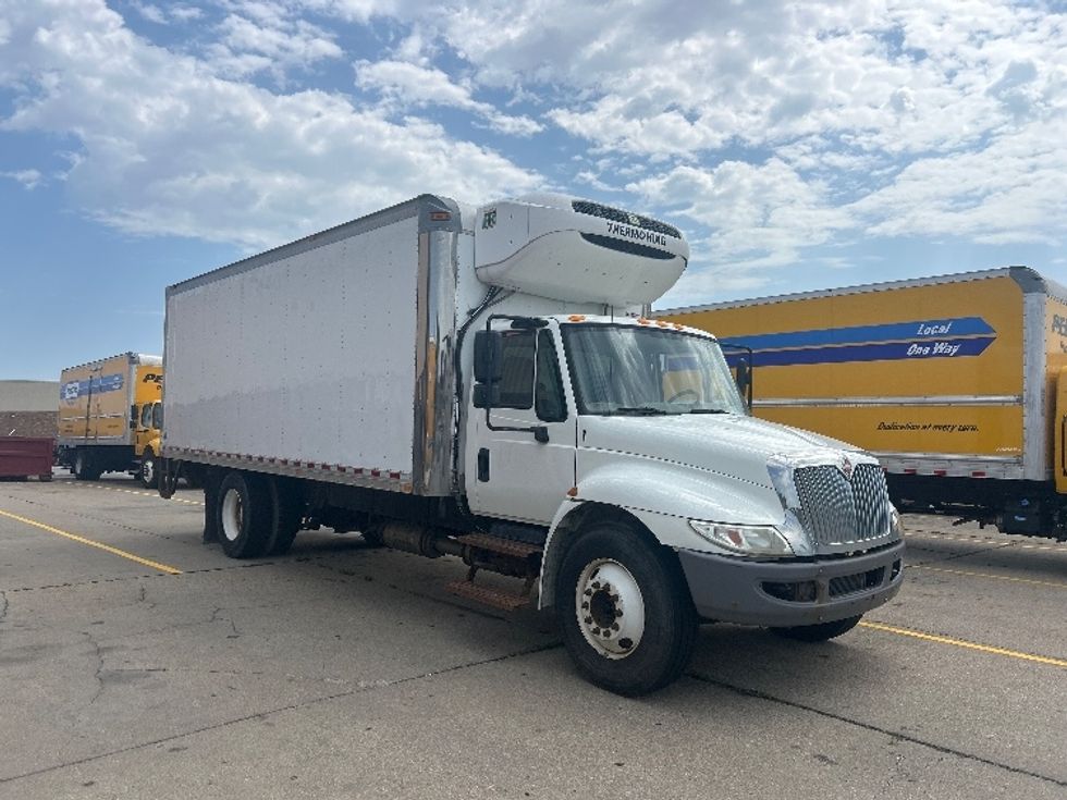 Refrigerated Truck-Light and Medium Duty Trucks-International-2017-4300-Omaha-NE-100,000\n\t\tmiles-$ 10,000 - Image 1