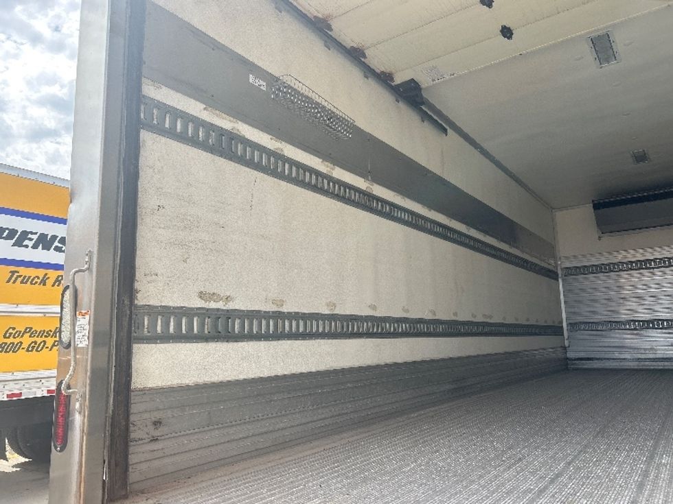 Refrigerated Truck-Light and Medium Duty Trucks-International-2017-4300-Omaha-NE-100,000\n\t\tmiles-$ 10,000 - Image 10