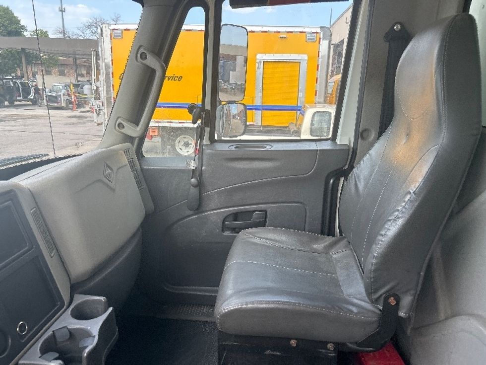 Refrigerated Truck-Light and Medium Duty Trucks-International-2017-4300-Omaha-NE-100,000\n\t\tmiles-$ 10,000 - Image 18