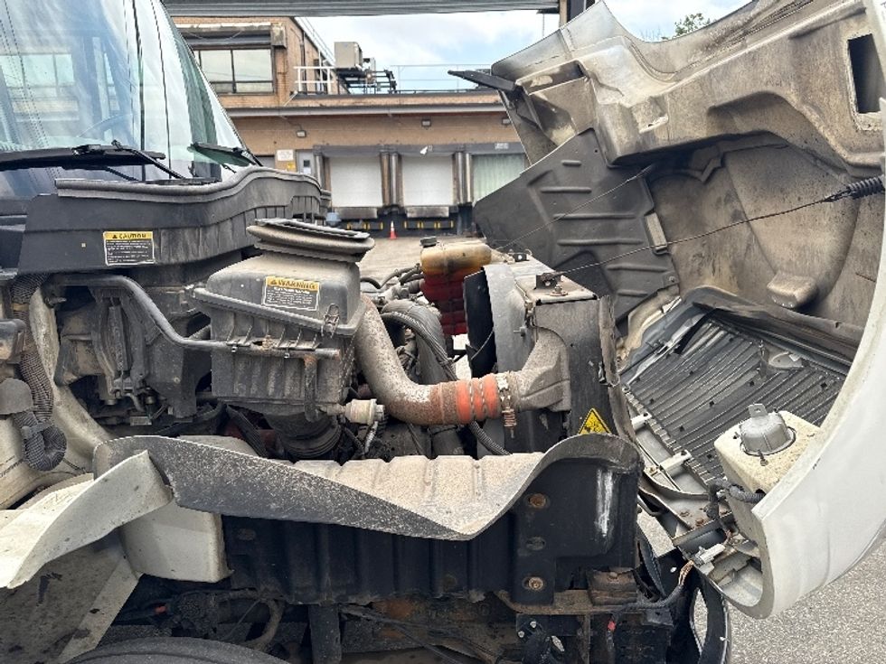 Refrigerated Truck-Light and Medium Duty Trucks-International-2017-4400-Jamaica-NY-163,183\n\t\tmiles-$ 57,500 - Image 23
