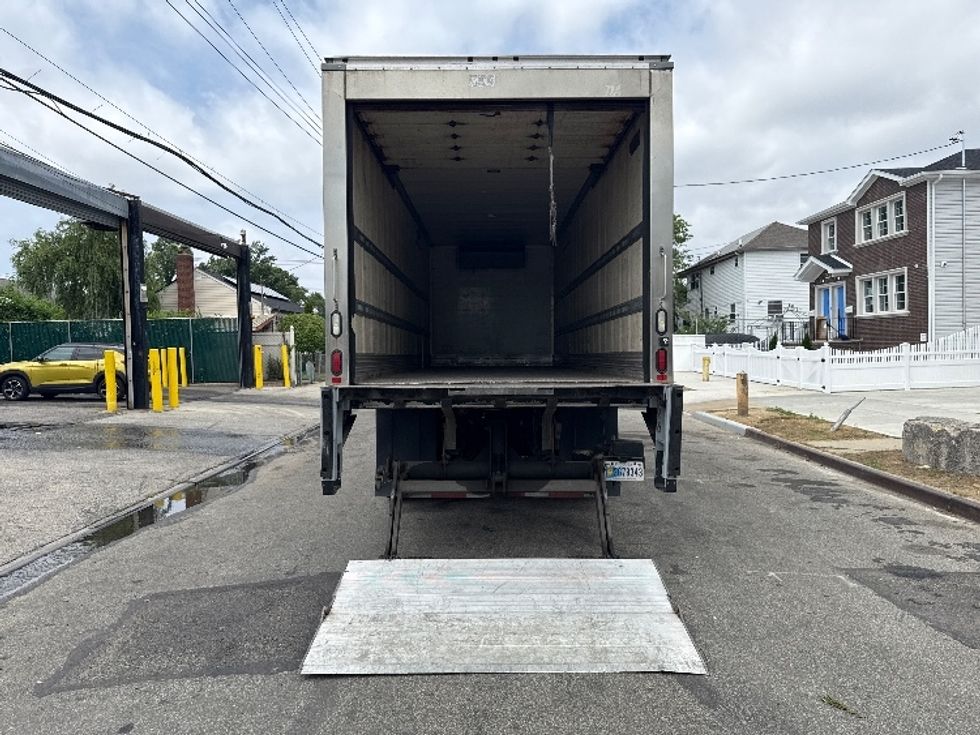 Refrigerated Truck-Light and Medium Duty Trucks-International-2017-4400-Jamaica-NY-163,183\n\t\tmiles-$ 57,500 - Image 9