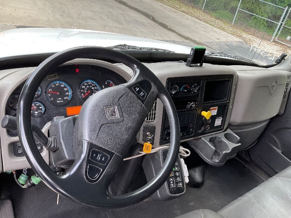 Refrigerated Truck-Light and Medium Duty Trucks-International-2018-4300-Bloomington-IN-180,225\n\t\tmiles-$ 42,250 - Image 17