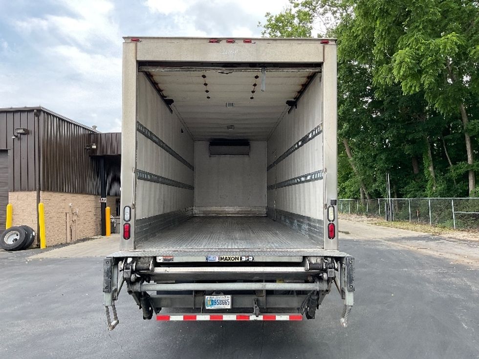 Refrigerated Truck-Light and Medium Duty Trucks-International-2018-4300-Bloomington-IN-180,225\n\t\tmiles-$ 42,250 - Image 8