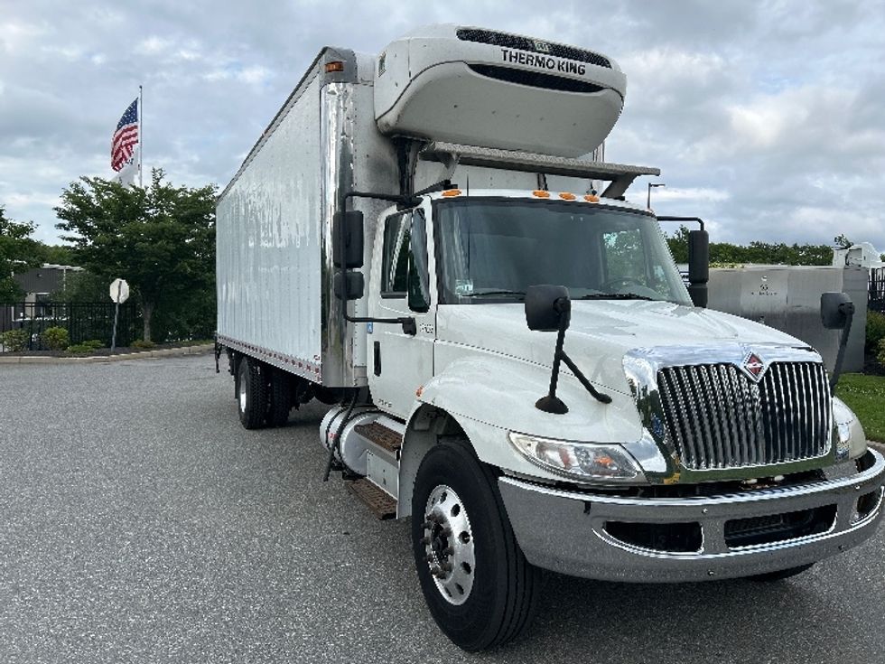 Refrigerated Truck-Light and Medium Duty Trucks-International-2018-4300-Fitchburg-MA-204,100\n\t\tmiles-$ 35,000 - Image 1