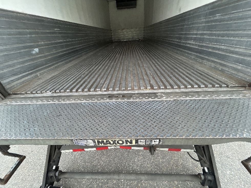 Refrigerated Truck-Light and Medium Duty Trucks-International-2018-4300-Fitchburg-MA-204,100\n\t\tmiles-$ 35,000 - Image 10