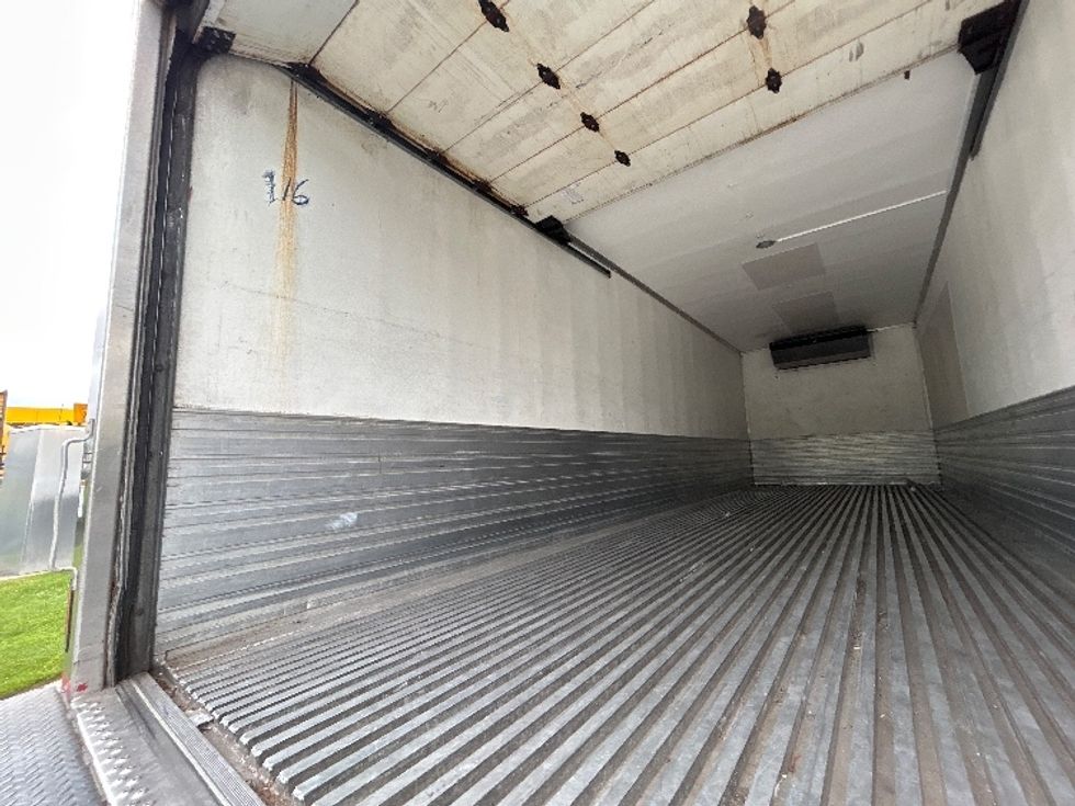 Refrigerated Truck-Light and Medium Duty Trucks-International-2018-4300-Fitchburg-MA-204,100\n\t\tmiles-$ 35,000 - Image 11