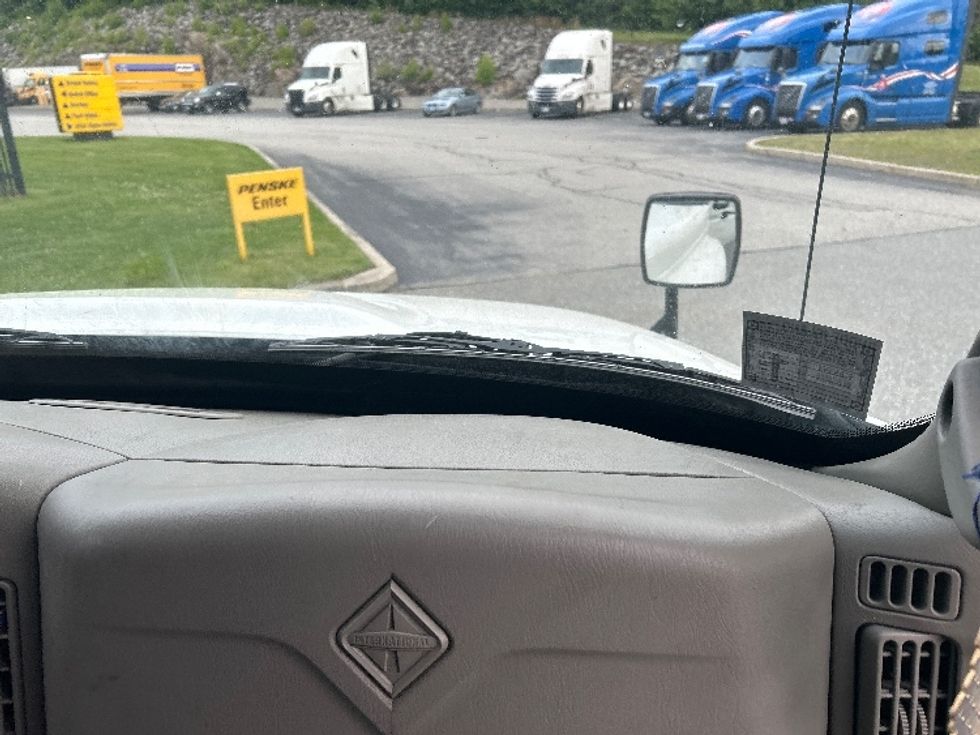 Refrigerated Truck-Light and Medium Duty Trucks-International-2018-4300-Fitchburg-MA-204,100\n\t\tmiles-$ 35,000 - Image 21