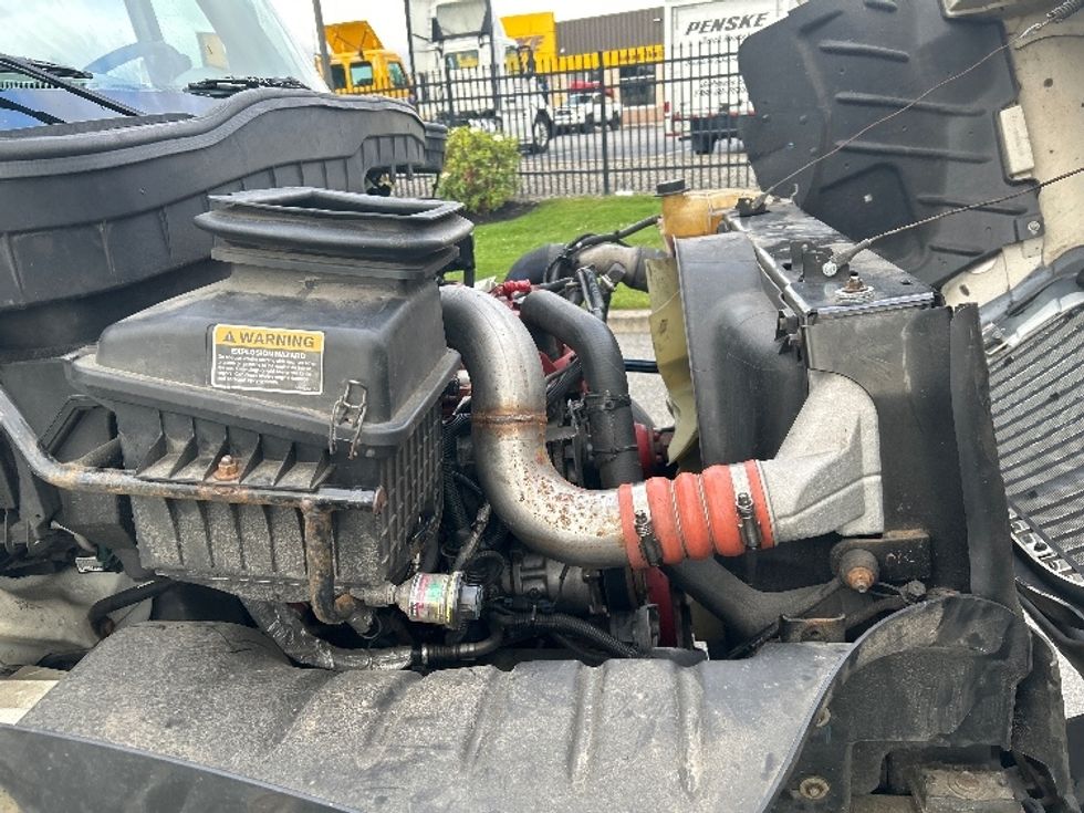 Refrigerated Truck-Light and Medium Duty Trucks-International-2018-4300-Fitchburg-MA-204,100\n\t\tmiles-$ 35,000 - Image 23