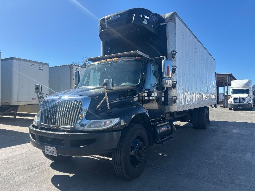 Refrigerated Truck-Light and Medium Duty Trucks-International-2018-4300-Fontana-CA-146,197\n\t\tmiles-$ 46,000 - Image 3