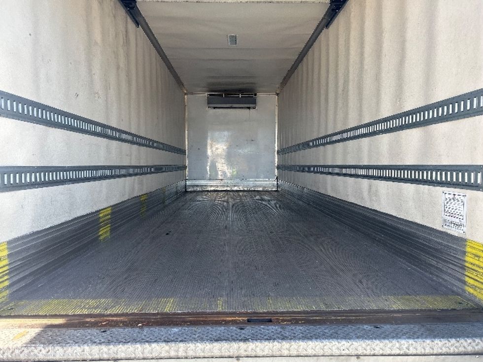 Refrigerated Truck-Light and Medium Duty Trucks-International-2018-4300-Fontana-CA-146,197\n\t\tmiles-$ 46,000 - Image 8