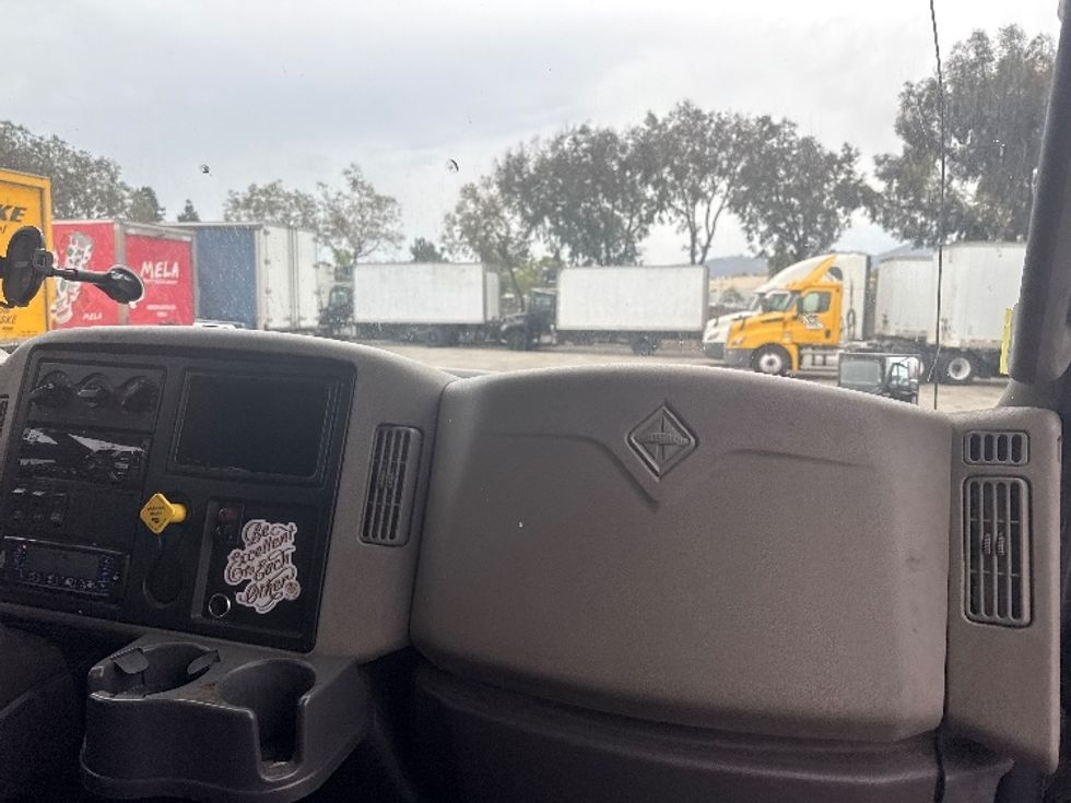 Refrigerated Truck-Light and Medium Duty Trucks-International-2018-4300-Fontana-CA-161,822\n\t\tmiles-$ 46,000 - Image 21