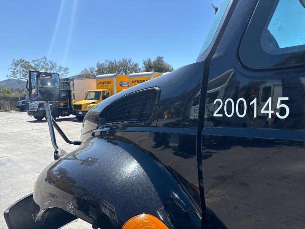 Refrigerated Truck-Light and Medium Duty Trucks-International-2018-4300-Fontana-CA-167,009\n\t\tmiles-$ 43,750 - Image 25