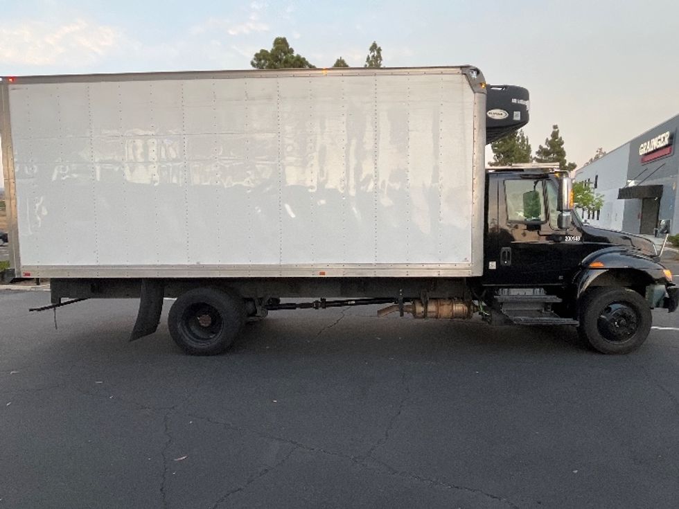 Refrigerated Truck-Light and Medium Duty Trucks-International-2018-4300-Fontana-CA-205,921\n\t\tmiles-$ 39,250 - Image 15