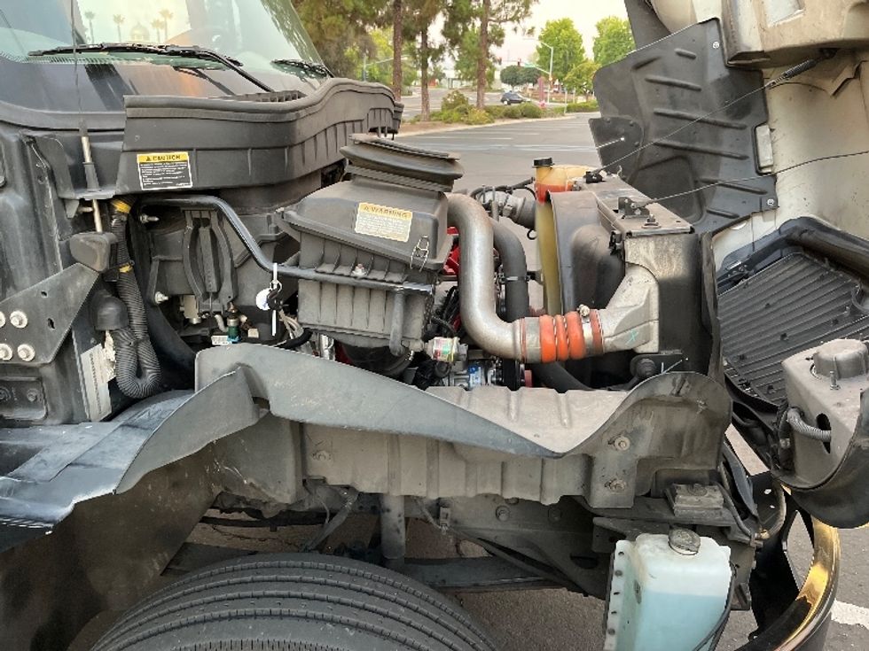 Refrigerated Truck-Light and Medium Duty Trucks-International-2018-4300-Fontana-CA-205,921\n\t\tmiles-$ 39,250 - Image 21