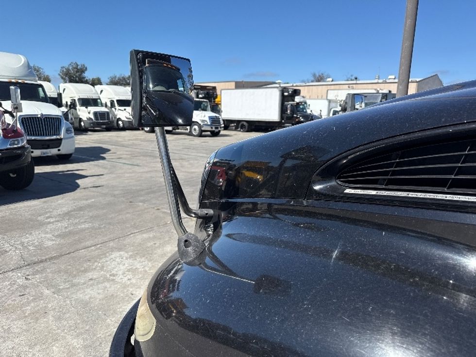 Refrigerated Truck-Light and Medium Duty Trucks-International-2018-4300-Fontana-CA-205,921\n\t\tmiles-$ 39,250 - Image 23