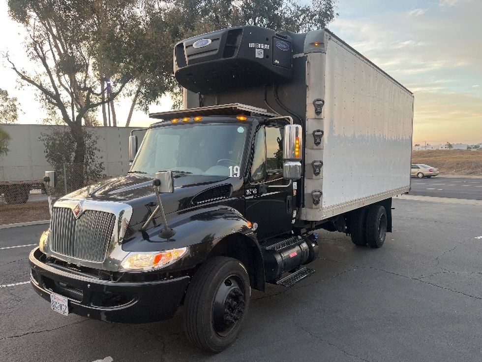 Refrigerated Truck-Light and Medium Duty Trucks-International-2018-4300-Fontana-CA-205,921\n\t\tmiles-$ 39,250 - Image 3