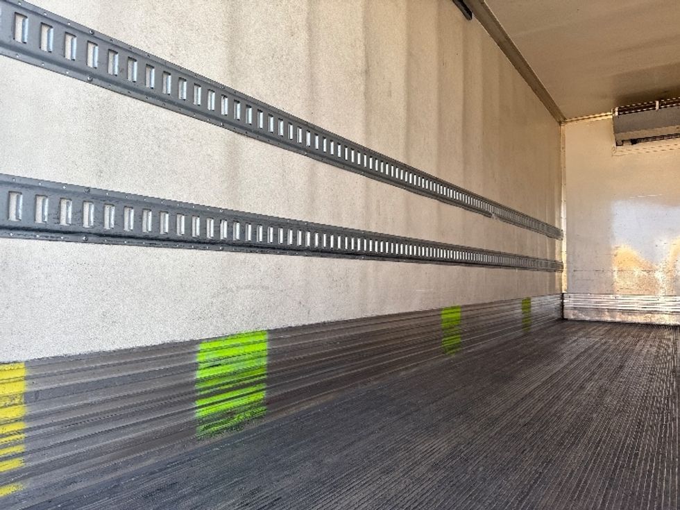 Refrigerated Truck-Light and Medium Duty Trucks-International-2018-4300-Fontana-CA-212,998\n\t\tmiles-$ 38,000 - Image 11