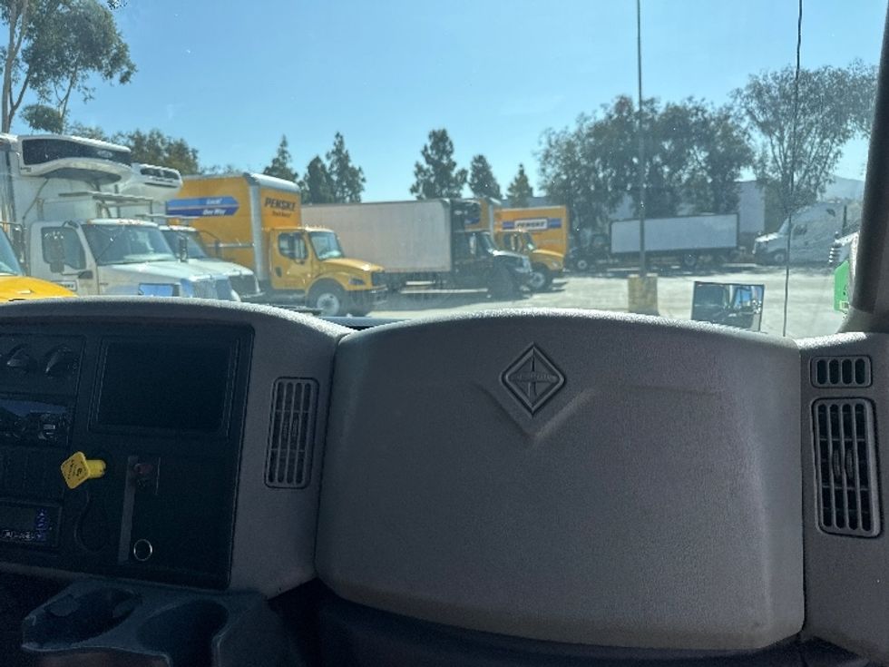 Refrigerated Truck-Light and Medium Duty Trucks-International-2018-4300-Fontana-CA-212,998\n\t\tmiles-$ 38,000 - Image 21