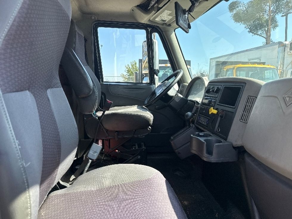 Refrigerated Truck-Light and Medium Duty Trucks-International-2018-4300-Fontana-CA-212,998\n\t\tmiles-$ 38,000 - Image 22