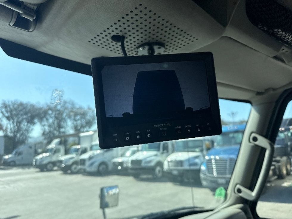 Refrigerated Truck-Light and Medium Duty Trucks-International-2018-4300-Fontana-CA-212,998\n\t\tmiles-$ 38,000 - Image 25