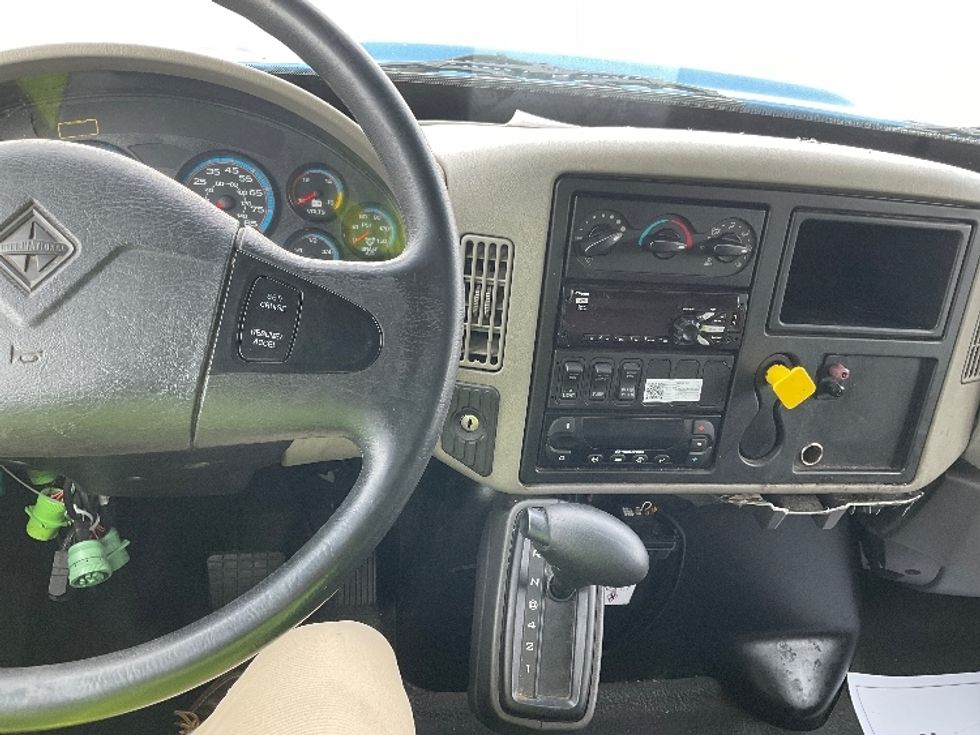 Refrigerated Truck-Light and Medium Duty Trucks-International-2018-4300-Indianapolis-IN-218,666\n\t\tmiles-$ 49,000 - Image 18