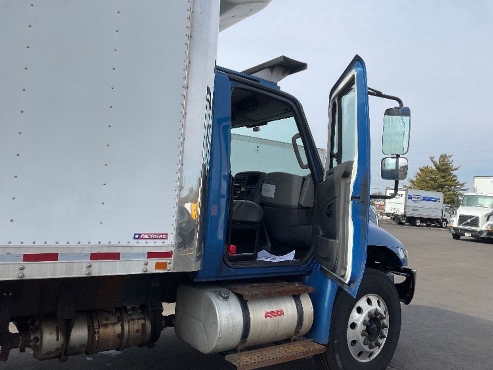 Refrigerated Truck-Light and Medium Duty Trucks-International-2018-4300-Indianapolis-IN-218,666\n\t\tmiles-$ 49,000 - Image 20