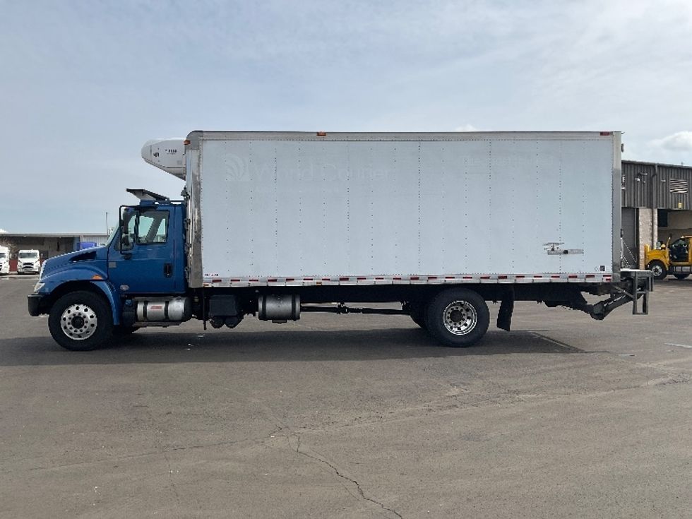 Refrigerated Truck-Light and Medium Duty Trucks-International-2018-4300-Indianapolis-IN-218,666\n\t\tmiles-$ 49,000 - Image 4