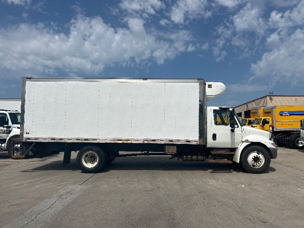 Refrigerated Truck-Light and Medium Duty Trucks-International-2018-4300-Omaha-NE-133,772\n\t\tmiles-$ 47,000 - Image 14