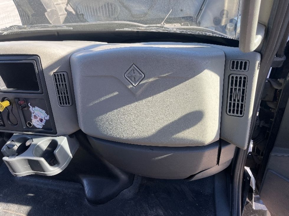 Refrigerated Truck-Light and Medium Duty Trucks-International-2018-4300-San Marcos-CA-149,349\n\t\tmiles-$ 46,750 - Image 17
