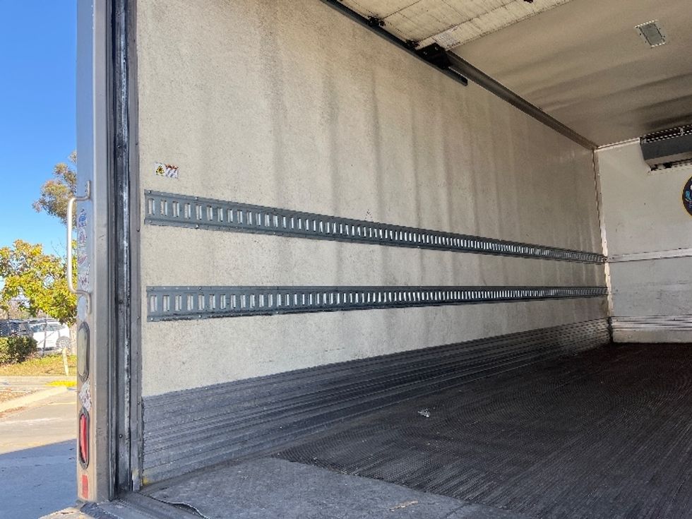 Refrigerated Truck-Light and Medium Duty Trucks-International-2018-4300-San Marcos-CA-149,349\n\t\tmiles-$ 46,750 - Image 9