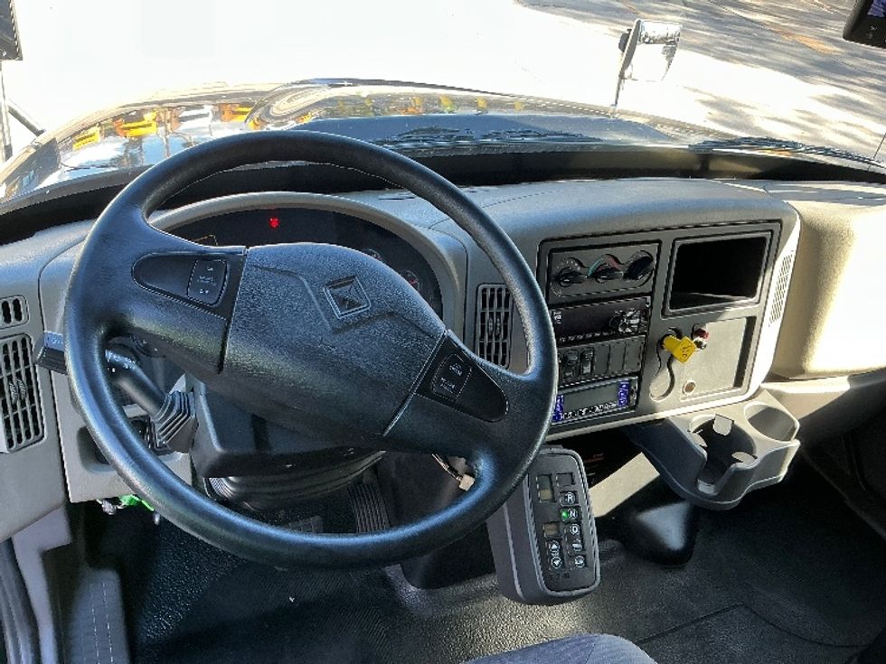Refrigerated Truck-Light and Medium Duty Trucks-International-2018-4300-Torrance-CA-110,448\n\t\tmiles-$ 50,500 - Image 18