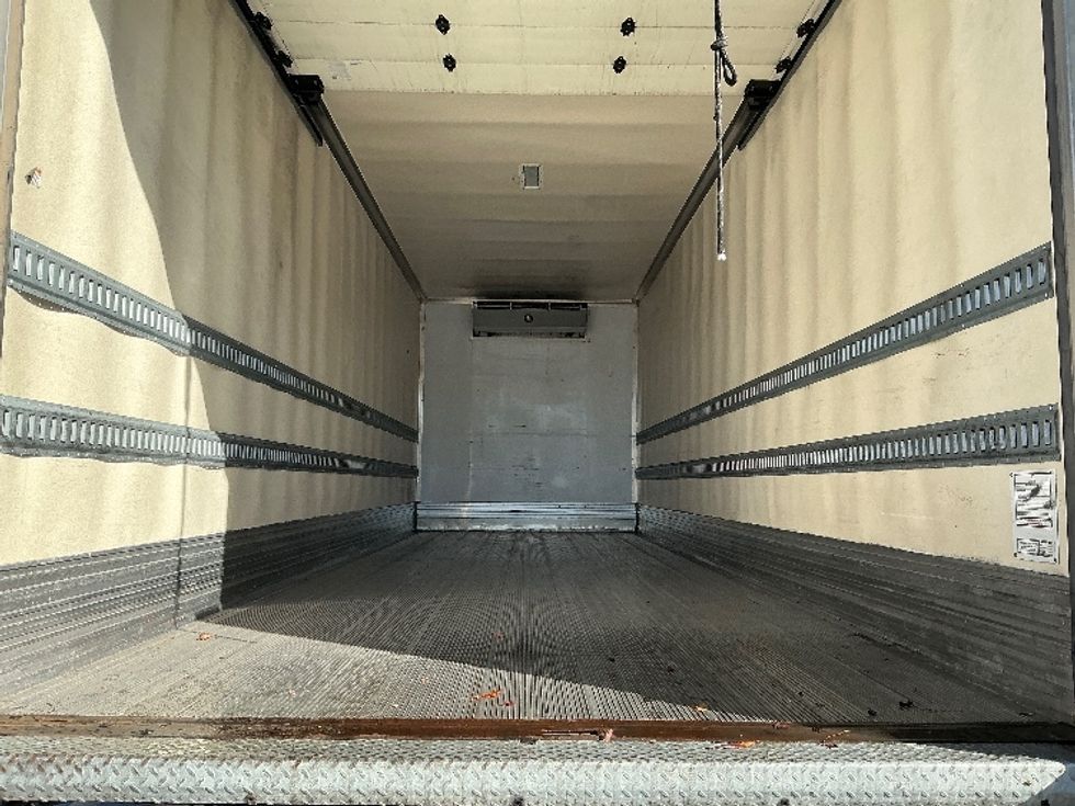 Refrigerated Truck-Light and Medium Duty Trucks-International-2018-4300-Torrance-CA-110,448\n\t\tmiles-$ 50,500 - Image 8